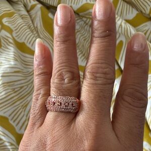 Elegant Rose Gold Ring